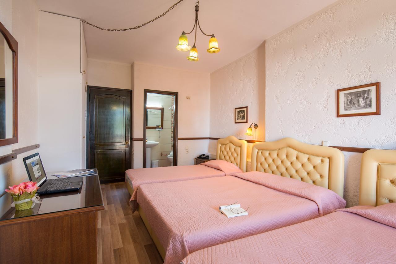 Jolly Hotel Igoumenitsa Exterior photo