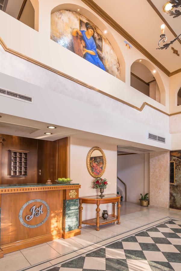 Jolly Hotel Igoumenitsa Exterior photo